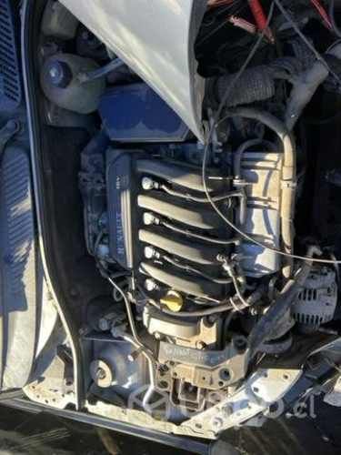 Motor Renault symbol 2011