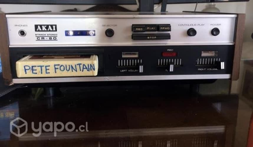 AKAI CR-80 Tocacintas