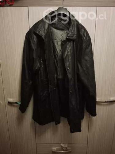 Chaqueta de cuero marca CANDA