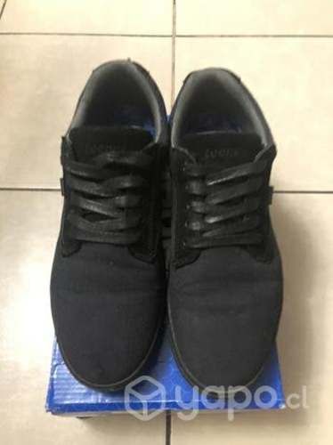 Zapatos escolar nuevo 44 TEENER