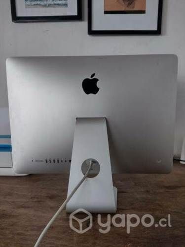 I Mac 2013 , con detalles sin teclado ni mouse