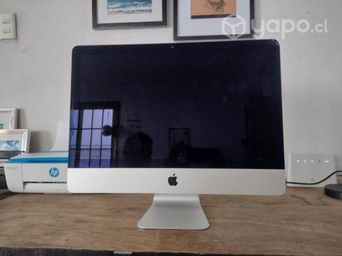 I Mac 2013 , con detalles sin teclado ni mouse