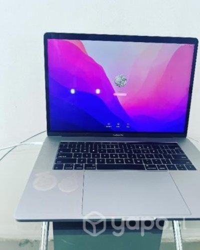 Macbook pro touchbar 2016 i7