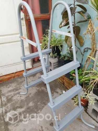 Escalera Por no uso buen estado