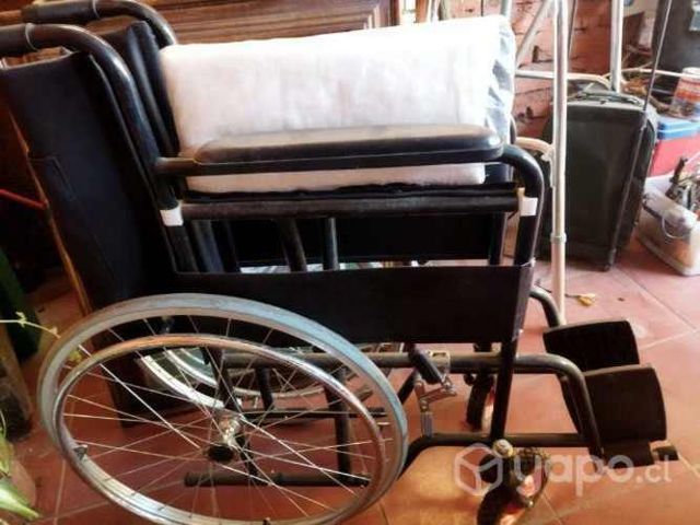 Silla de ruedas, cojin y colchón antiescara