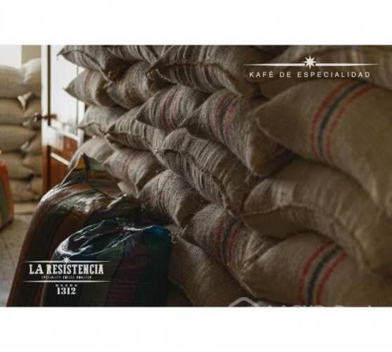 Café De Especialidad &quot;The White Rabbit&quot; Colombia