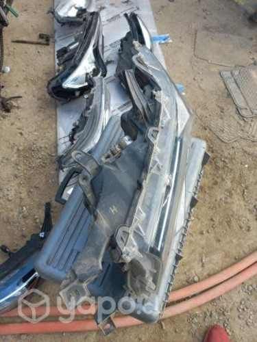 Óptico izquierdo Toyota Land Cruiser 2018 usado OR