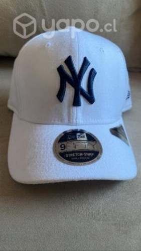 Gorros NEW ERA (originales) 2x30.000