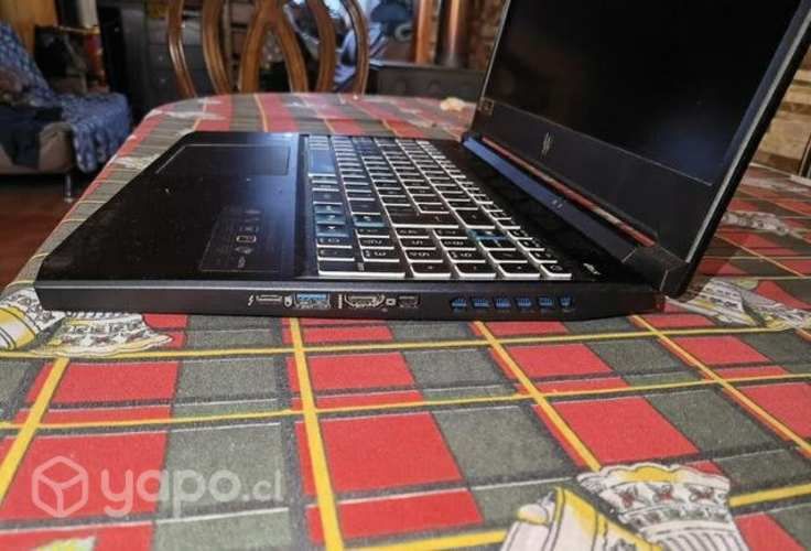 Notebook PREDATHOR HELIOS 300