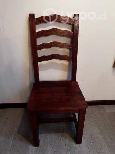 Silla de madera