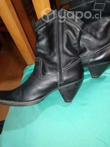 Botas de cuero talla 39