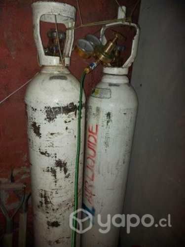 Cilindro de oxigeno lleno