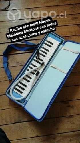 Melódica Maxtone nueva