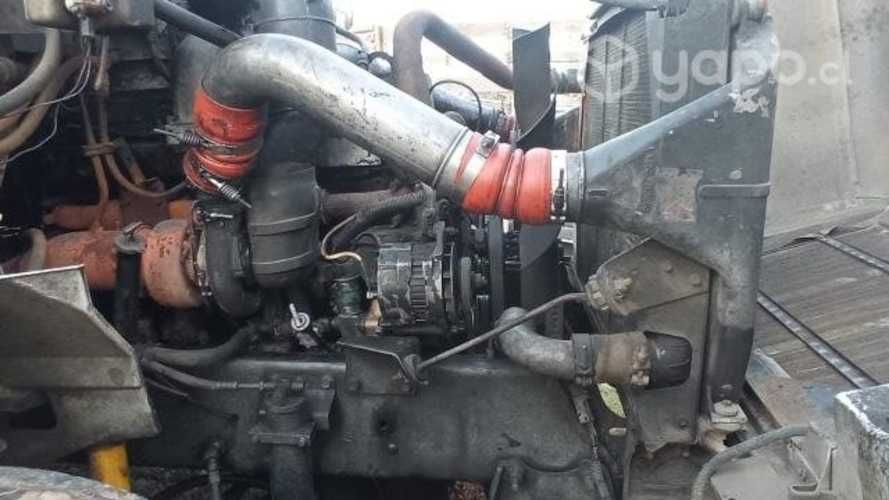 Tracto camión internacional modelo 9200 año 2001