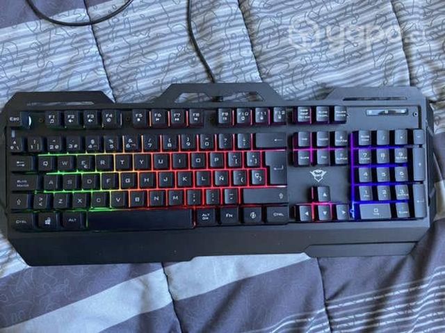 Teclado gamer (semi-Nuevo)