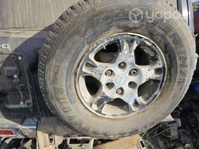 Llanta mitsubishi pajero 2005