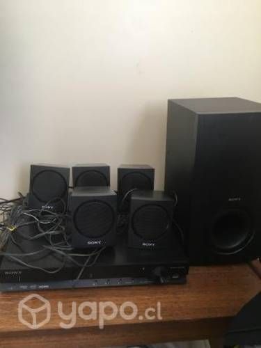 Home theater sony 5.1 dav-tz135