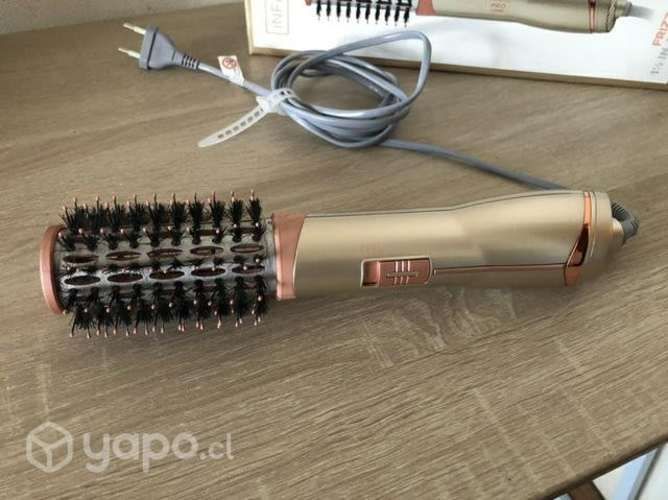 Cepillo de Aire Frizz Free InfinitiPro by Conair