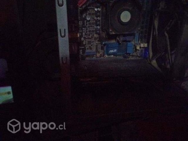 Procesador + placa madre + rams + gabinete