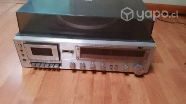 Equipo Irt con tocadiscos