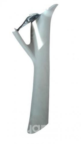 Moldura de pilar rh Chevrolet Sail 1.4 año 11/16