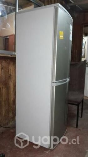 Refrigerador Midea