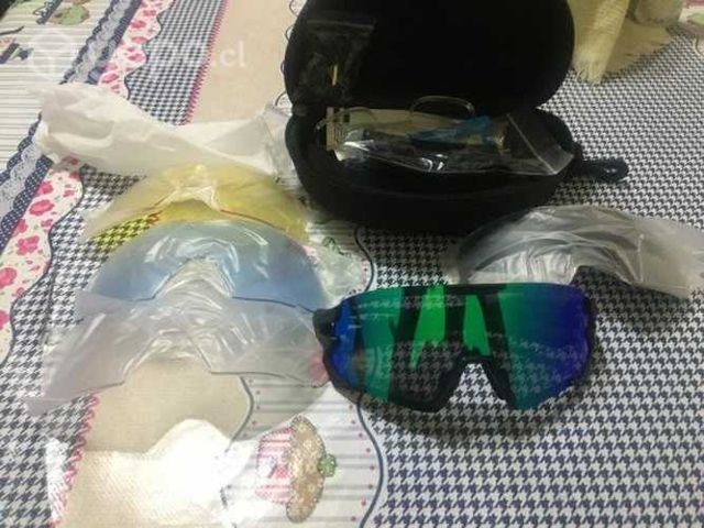 Lentes deportivos nuevos
