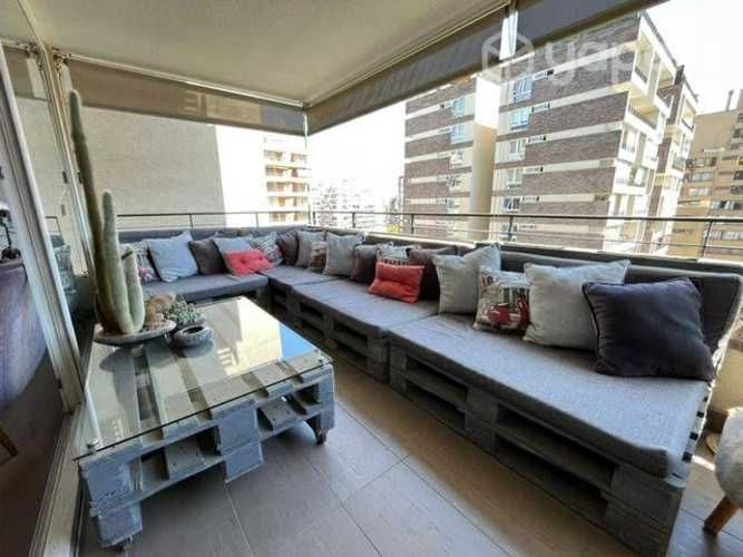 Terraza sillón en L + mesa