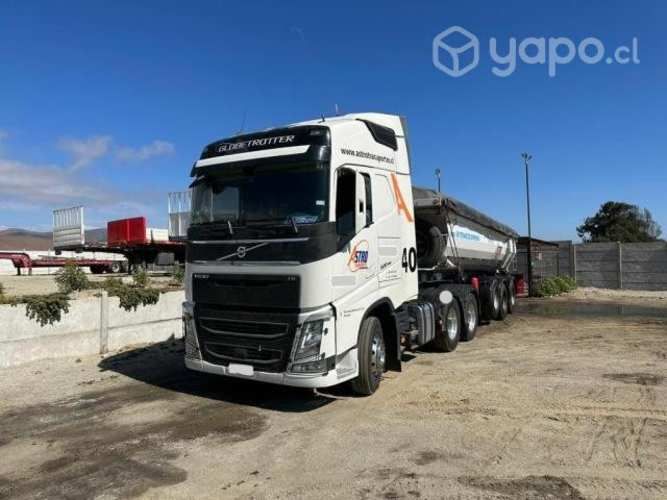 Tracto Camión Volvo 2020