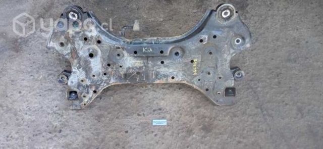 Cuna Delantera (KGC252) Kia Grand Carnival EX 3.3