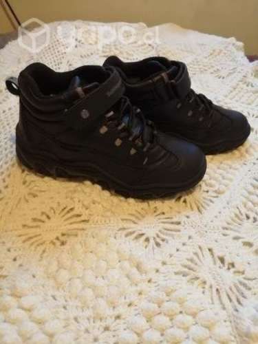 Zapatos de colegio de niño talla 33 MELIPILLA