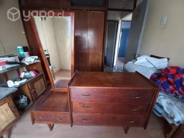 cómoda antigua