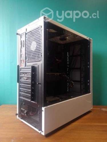 Pc gamer escritorio