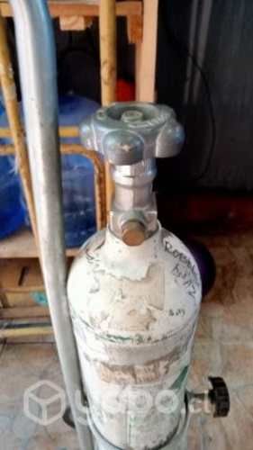 Tubo de oxígeno vacio medicinal