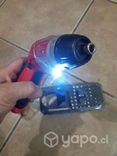 Destornillador inalambrico nuevo 3.6 volts