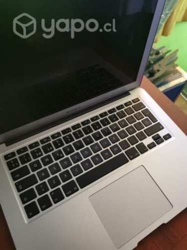 Macbook Air 2017 I7 8gb Ram 256gb