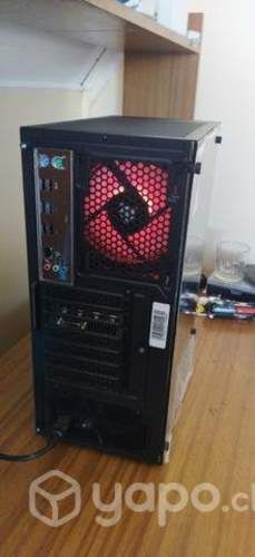 Pc gamer con RX 590
