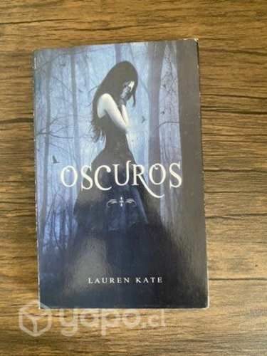 Libro Oscuros