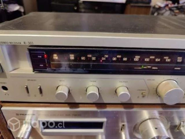 Receiver Sansui R-303 impecable