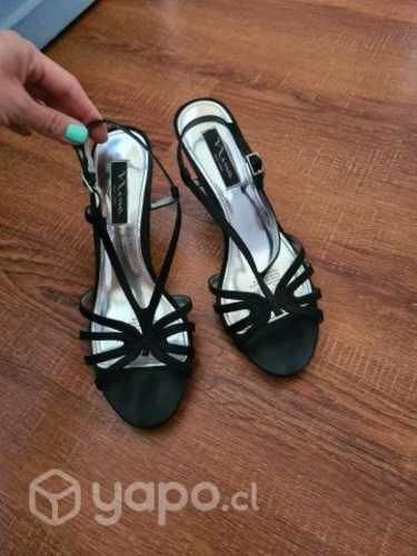 Chalas negras formal