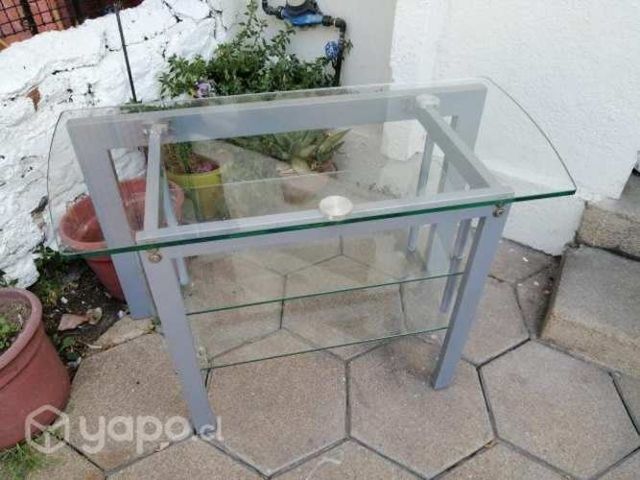 Mesa metálica con tres vidrios