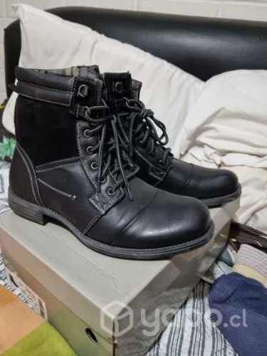 Botas hombre talla 40