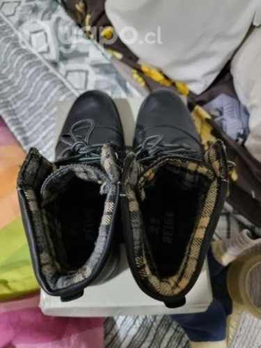 Botas hombre talla 40