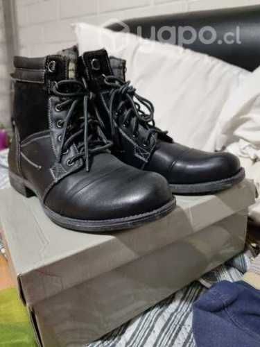 Botas hombre talla 40