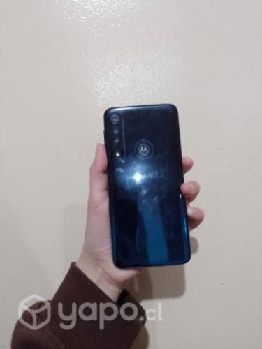 Celular Motorola one macro