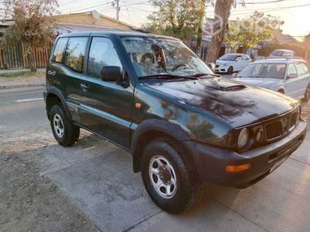 Nissan terrano 2000