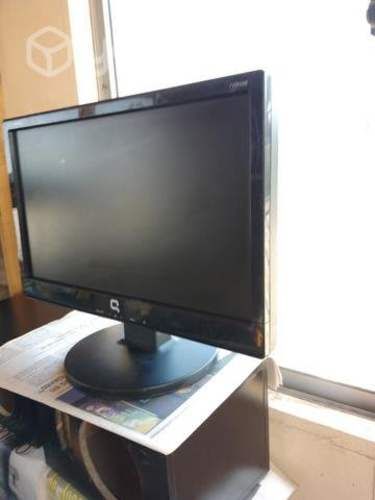 Monitor compac de 15 pulgafas
