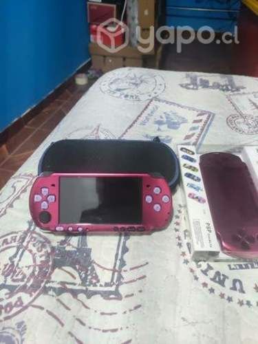 PSP 3001 en perfectas condiciones con un pequeñon