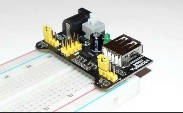 Fuente De Poder Para Protoboard Arduino Mb102