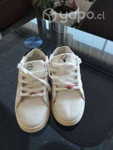 Zapatillas Pokémon Zara